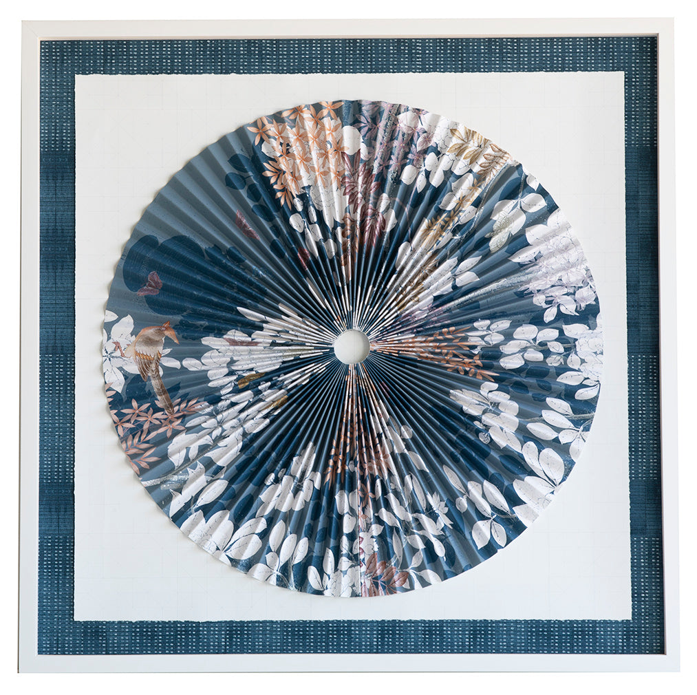 Pleated Dimensional Circle: Blue Chinoiserie
