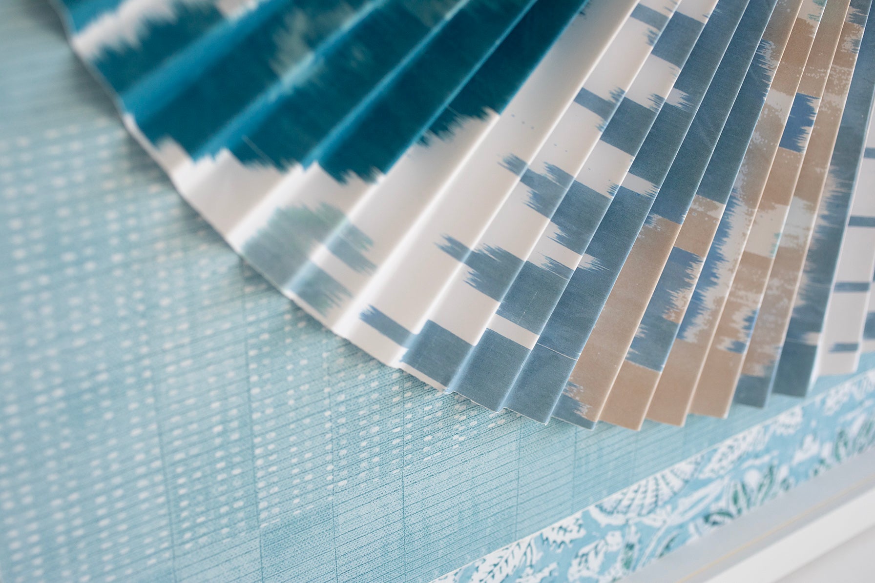 Pleated Dimensional Circle: Iktat (Blue)