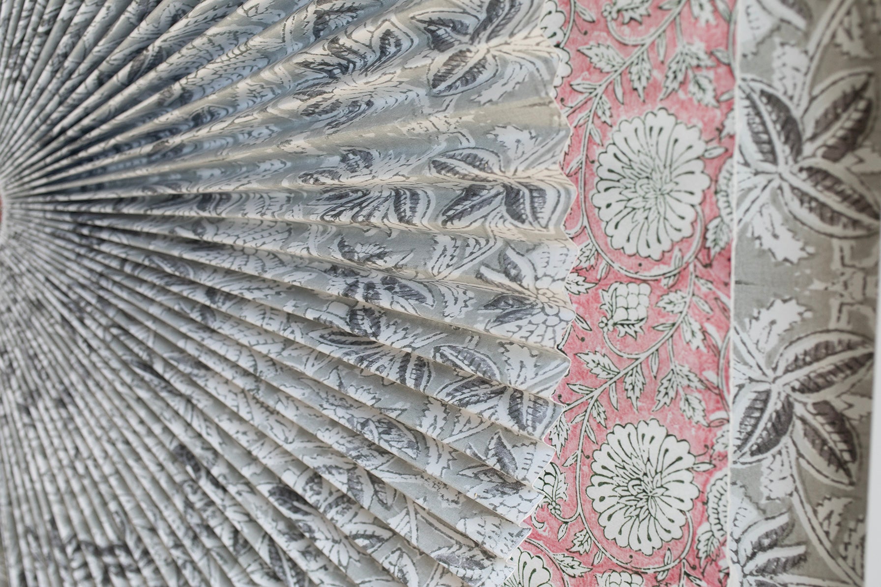 Pleated Dimensional Circle: Pink and Grey Block Print