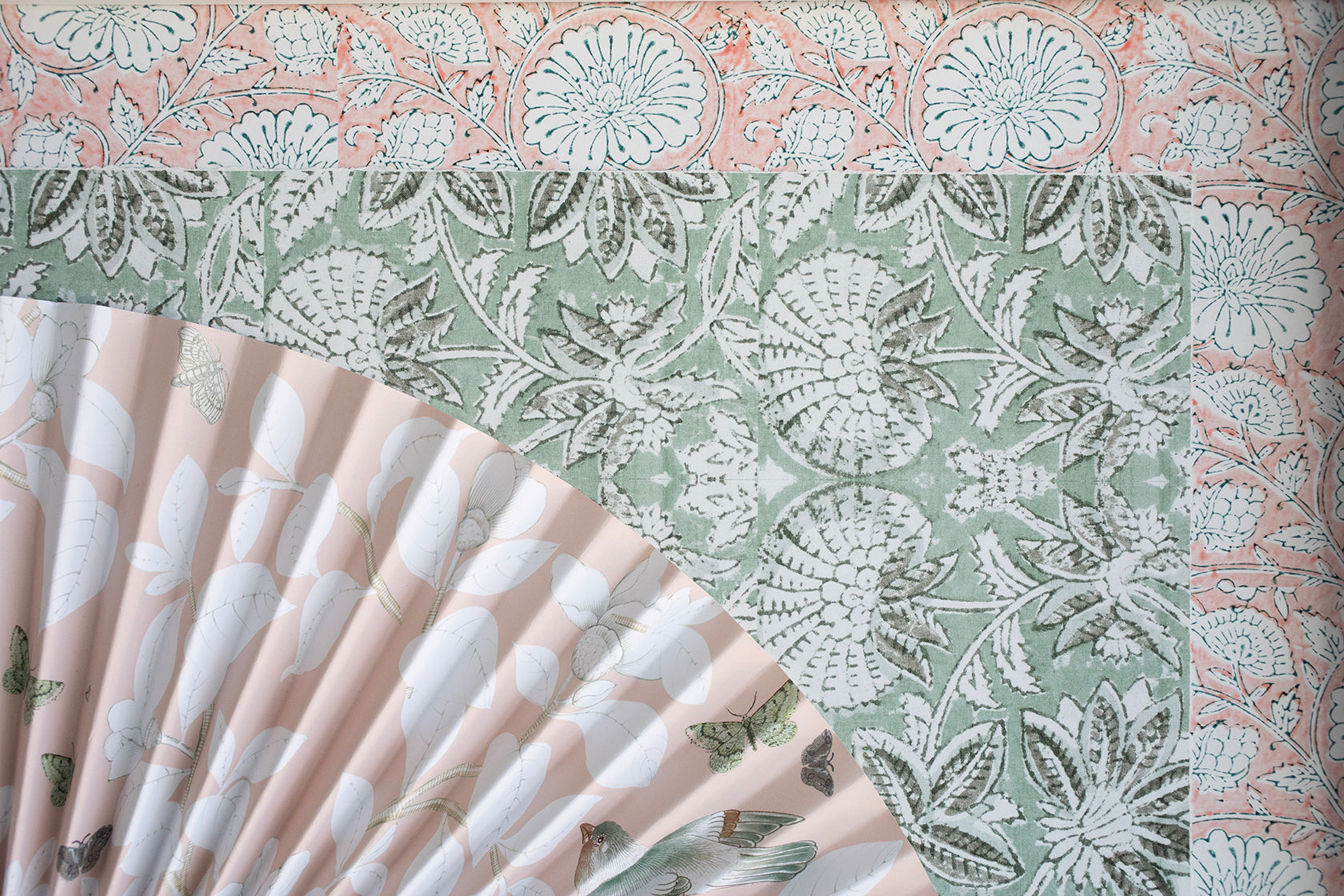 1 Pleated Dimensional Circle: Pink Chinoiserie II