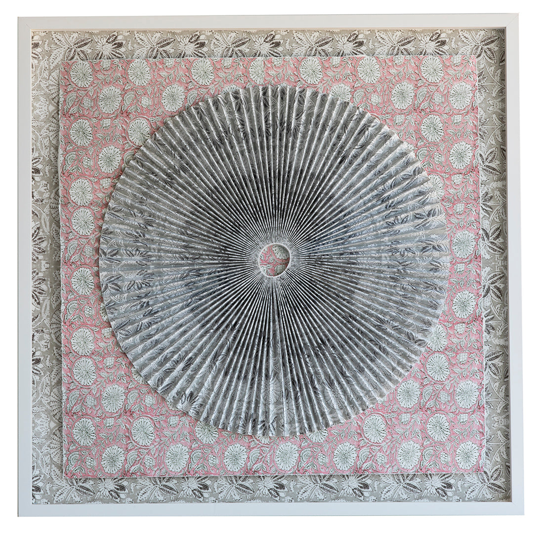 Pleated Dimensional Circle: Pink and Grey Block Print
